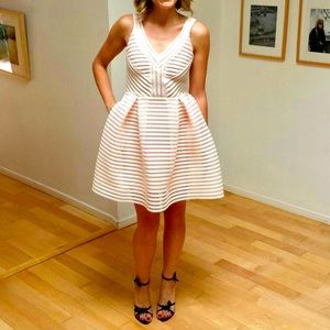 MAJE cocktail fit & flare dress in vry light pink! Worn 1x! US sze 0 or XS/EU 36